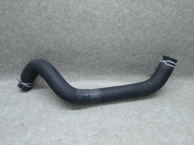 Патрубок системы охлаждения VENZA 09-16 Патрубок системы охлаждения VENZA 09-16