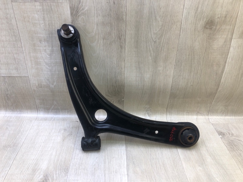 Запчасть рычаг передней подвески нижний передний правый JEEP COMPASS 06-16 2014 2.0 ECN 5105 040AH Б/У Рычаг передней подвески нижний передний правый JEEP COMPASS 06-16 2014 2.0 ECN 5105 040AH Б/У