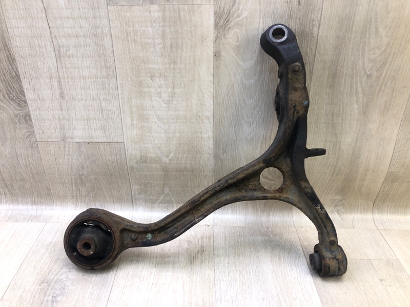 Рычаг передней подвески нижний передний левый ACCORD CU8 / TSX 08-14 2010 2.4 K24Z3