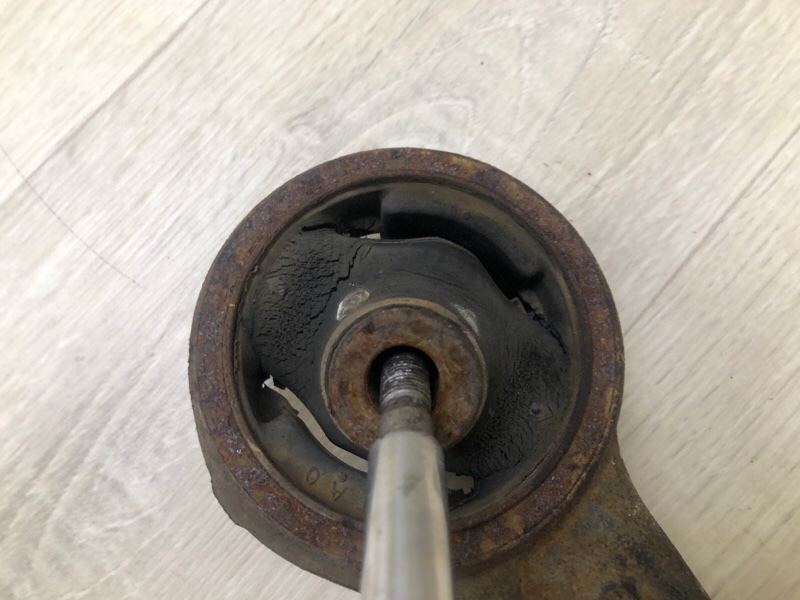 Рычаг передней подвески нижний передний левый ACCORD CU8 / TSX 08-14 2010 2.4 K24Z3