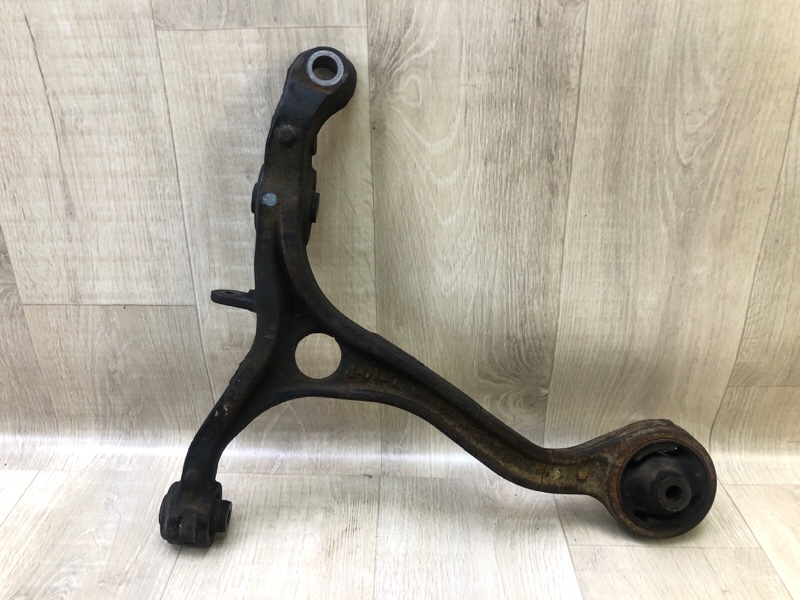 Рычаг передней подвески нижний передний правый ACCORD CU8 / TSX 08-14 2010 2.4 K24Z3