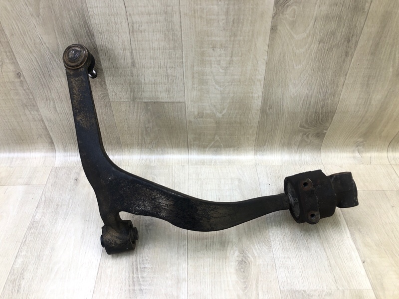 Рычаг передней подвески нижний передний левый FX S50 03-08 2006 VK45DE