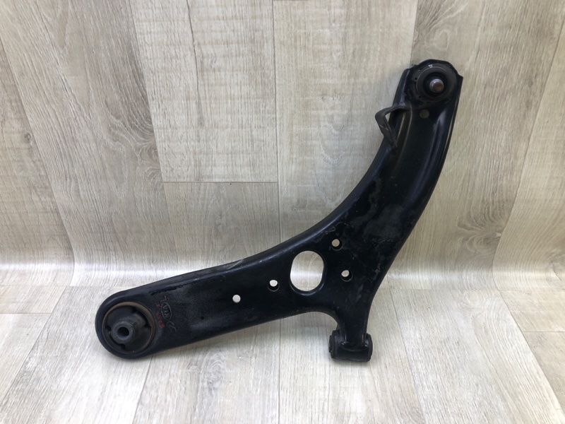 Рычаг передней подвески нижний передний левый HYUNDAI ACCENT RB 10- 2014 1.6 G4FD 545001R000 Б/У