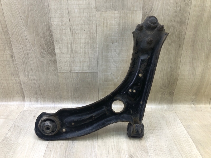 Рычаг передней подвески нижний передний правый JETTA USA 10-17 JETTA USA 10-17 2.5