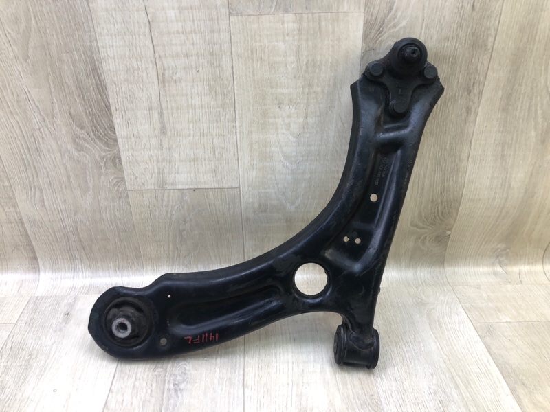Рычаг передней подвески нижний передний левый VOLKSWAGEN JETTA USA 10-17 JETTA USA 10-17 2.5 5C0 407 151 B Б/У