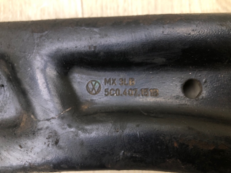 Рычаг передней подвески нижний передний левый JETTA USA 10-17 JETTA USA 10-17 2.5