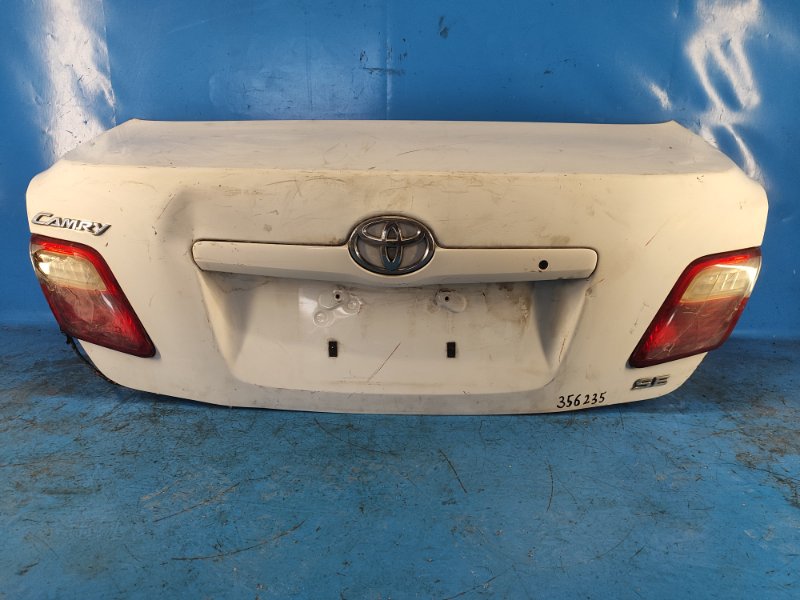 Крышка багажника CAMRY 40 06-11