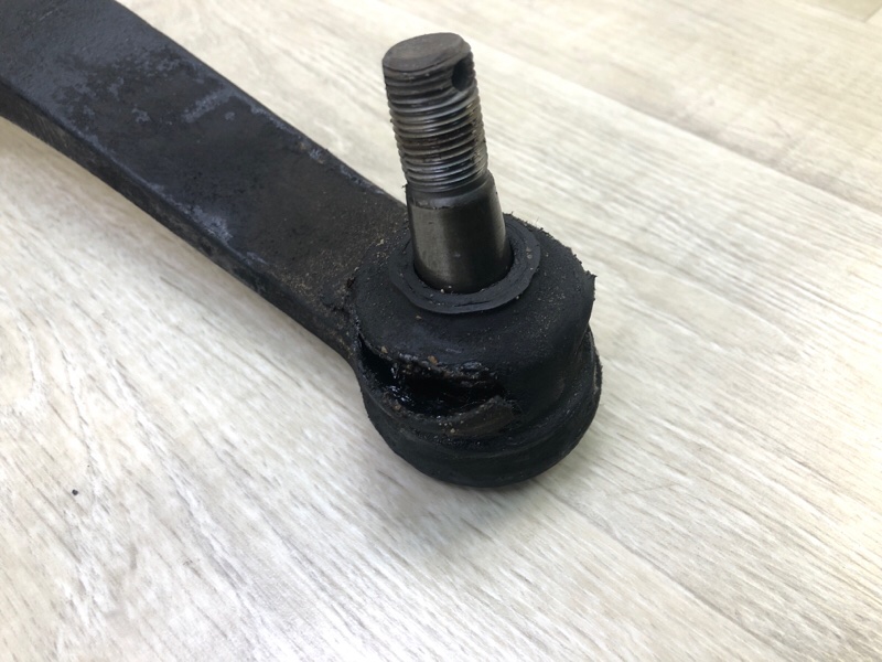 Рычаг передней подвески нижний передний правый INFINITI FX S50 03-08 3.5 VQ35DE