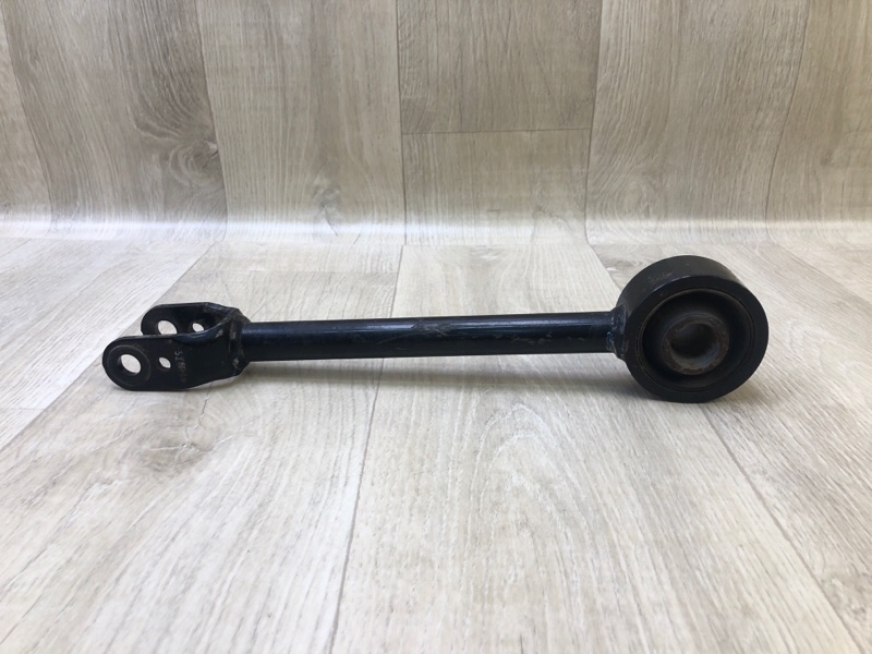 Рычаг задней подвески поперечный нижний правый NISSAN PATHFINDER R52 12-21 2013 3.5 VQ35DE 551103JA0A Б/У