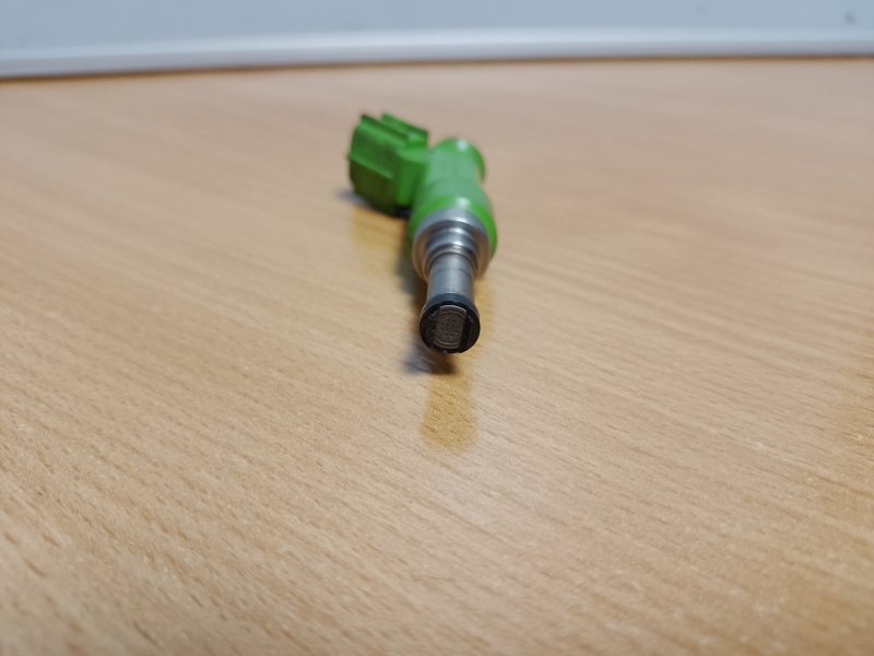 Форсунка топливная TOYOTA CAMRY 55 14-17