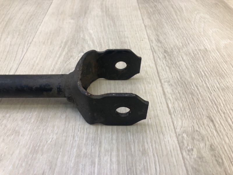 Рычаг задней подвески поперечный нижний CAMRY 30 02-06 2002 3.0 1MZFE
