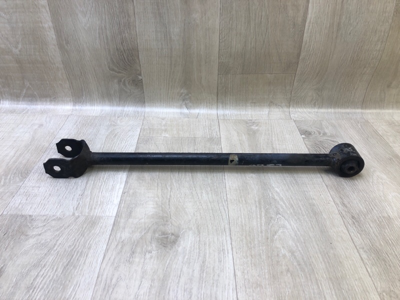 Рычаг задней подвески поперечный нижний TOYOTA CAMRY 30 02-06 2002 3.0 1MZFE 4871033070 Б/У