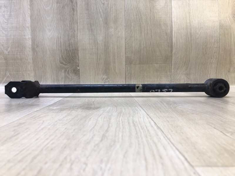Рычаг задней подвески поперечный нижний CAMRY 30 02-06 2002 3.0 1MZFE