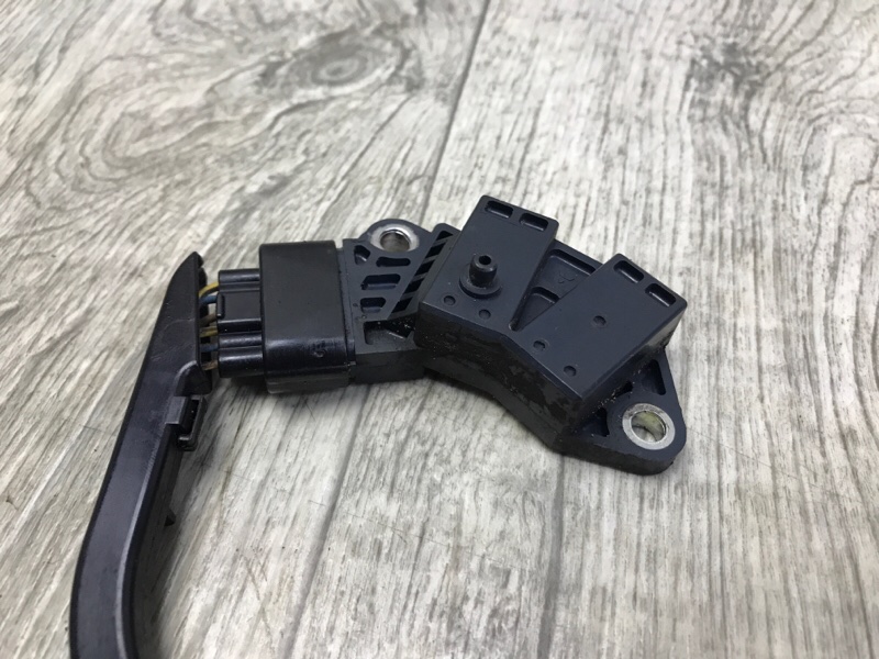 Датчик положения коленвала MDX (YD2) 06-13 2009 3.7 J37A1