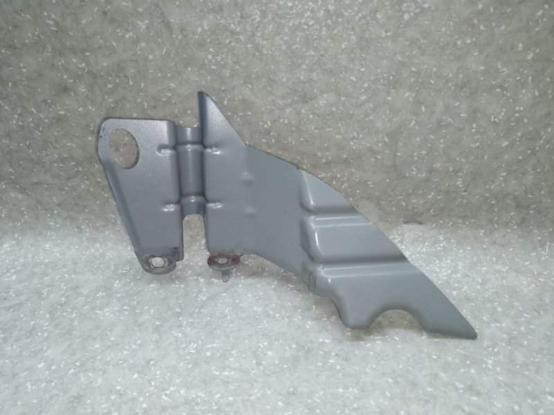 Кронштейн крыла передний правый ACCORD CL7 / TSX 03-08 2005 2.4L