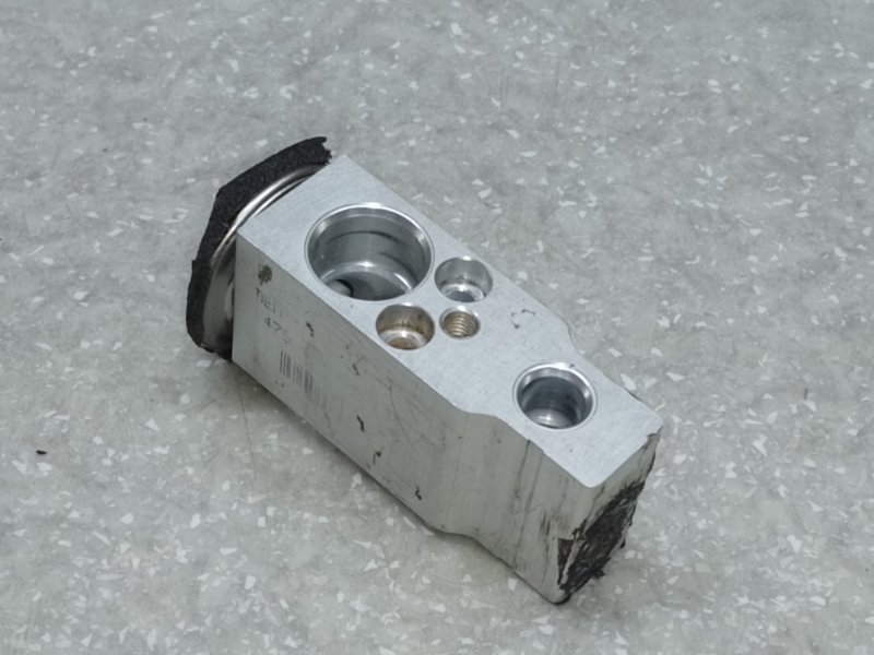 Клапан кондиционера HONDA ACCORD CL7 / TSX 03-08 2005 2.4L 80221-SEA-G43 Б/У