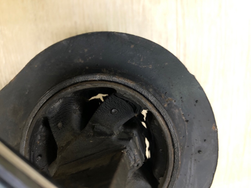 Рычаг задней подвески продольный правый FOCUS 10-18 2014 2.0 C20HDEX