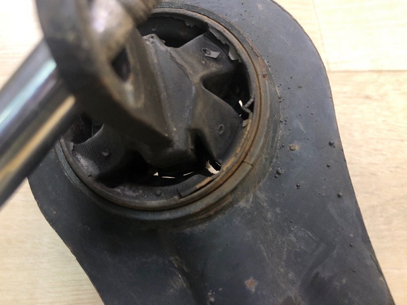 Рычаг задней подвески продольный правый FOCUS 10-18 2014 2.0 C20HDEX