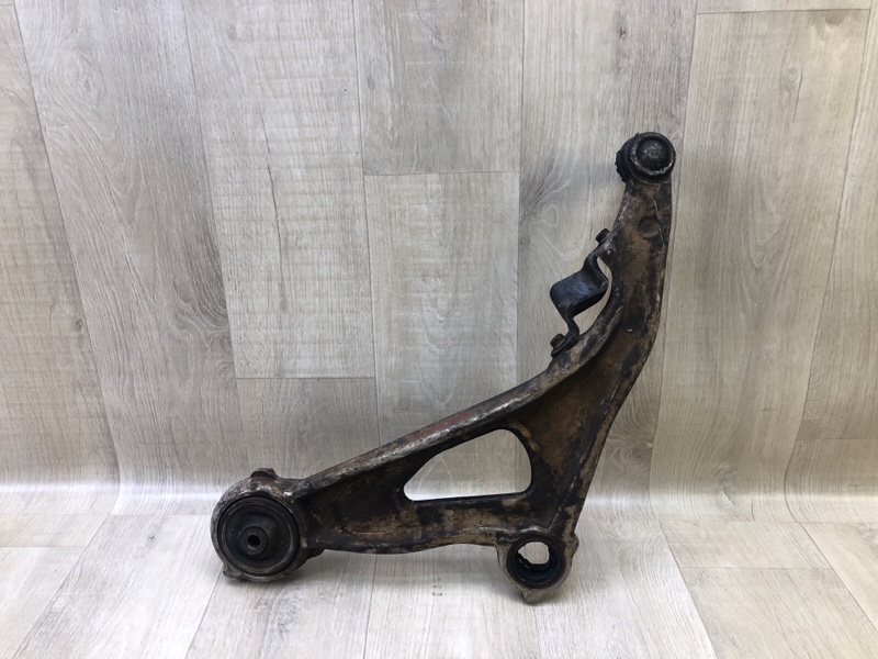 Рычаг передней подвески нижний правый PATHFINDER R52 12-21 2013 3.5 VQ35DE