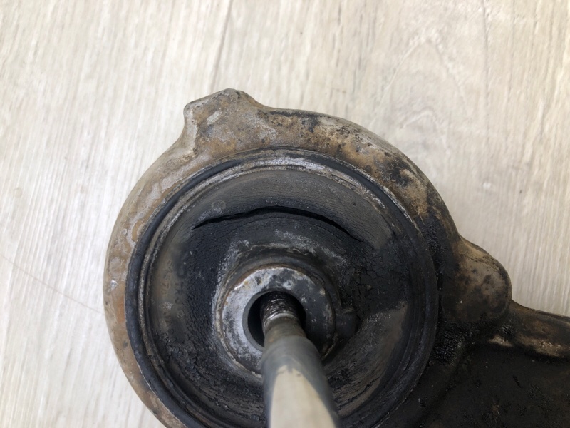 Рычаг передней подвески нижний правый PATHFINDER R52 12-21 2013 3.5 VQ35DE