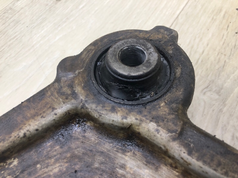 Рычаг передней подвески нижний левый PATHFINDER R52 12-21 2013 3.5 VQ35DE