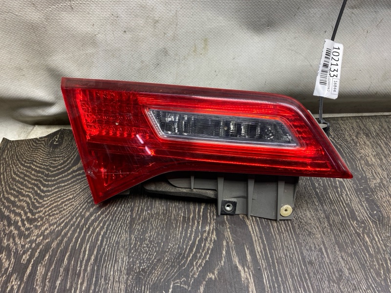 Запчасть фонарь внутренний задний левый ACURA ILX 12-16 2012 Седан 2.0 34155-TX6-A01 Б/У Фонарь внутренний задний левый ACURA ILX 12-16 2012 Седан 2.0 34155-TX6-A01 Б/У