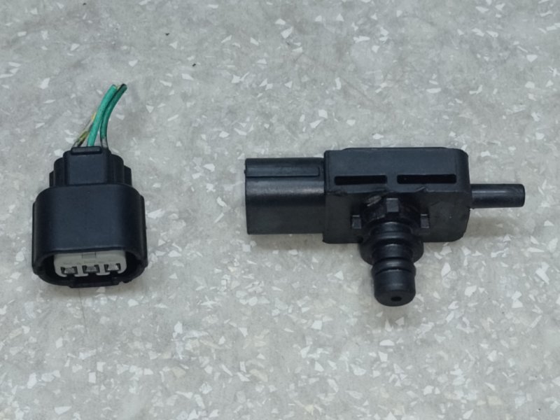 Датчик давления топлива HONDA ACCORD CL7 / TSX 03-08 2005 2.4L 37940-SDA-A01 Б/У