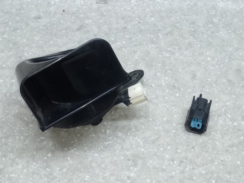 Сигнал правый ACCORD CL7 / TSX 03-08 2005 2.4L