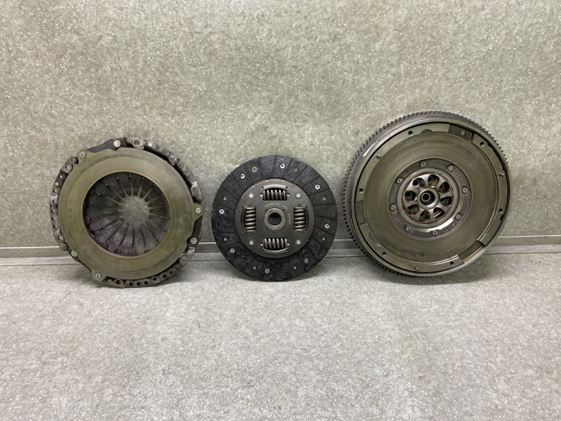 Комплект сцепления SUBARU FORESTER SH 07-12 2.0 TD EE20 12345AA040 Б/У