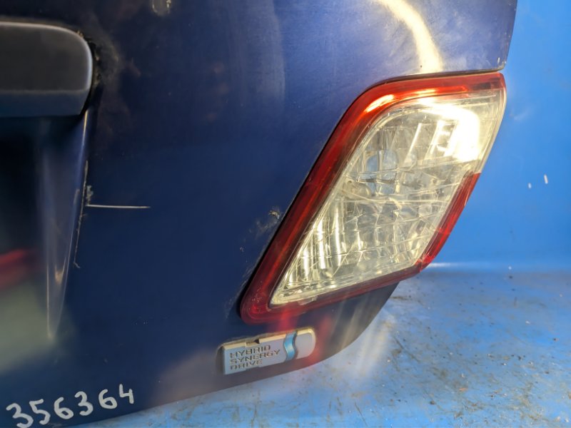Крышка багажника CAMRY 40 06-11