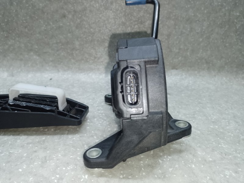 Педаль газа CAMRY 70 17- 2019 2.5 A25AFKS