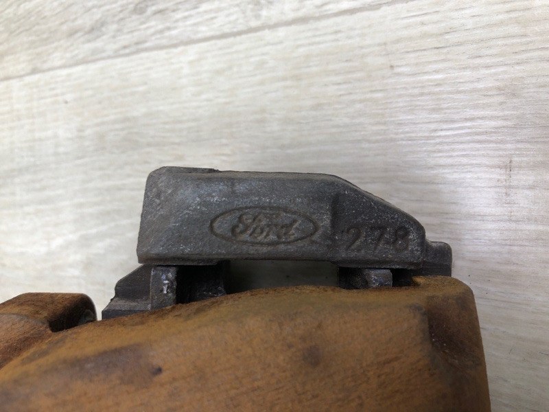 Суппорт тормозной передний левый FOCUS 10-18 2014 2.0 C20HDEX