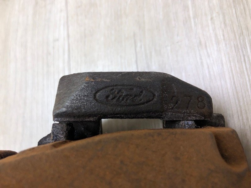 Суппорт тормозной передний правый FOCUS 10-18 2014 2.0 C20HDEX