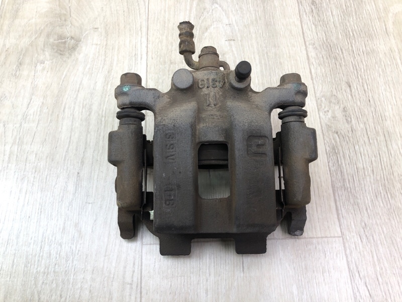 Суппорт тормозной задний левый NISSAN PATHFINDER R52 12-21 2013 3.5 VQ35DE 44011-1AA0A Б/У