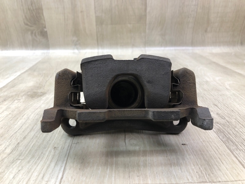 Суппорт тормозной задний левый PATHFINDER R52 12-21 2013 3.5 VQ35DE