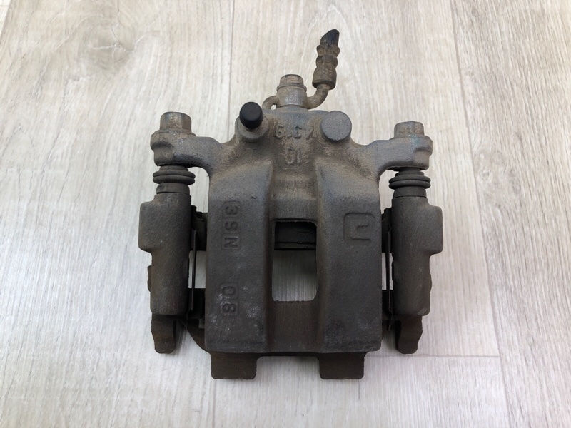 Суппорт тормозной задний правый NISSAN PATHFINDER R52 12-21 2013 3.5 VQ35DE 44001-1AA0A Б/У