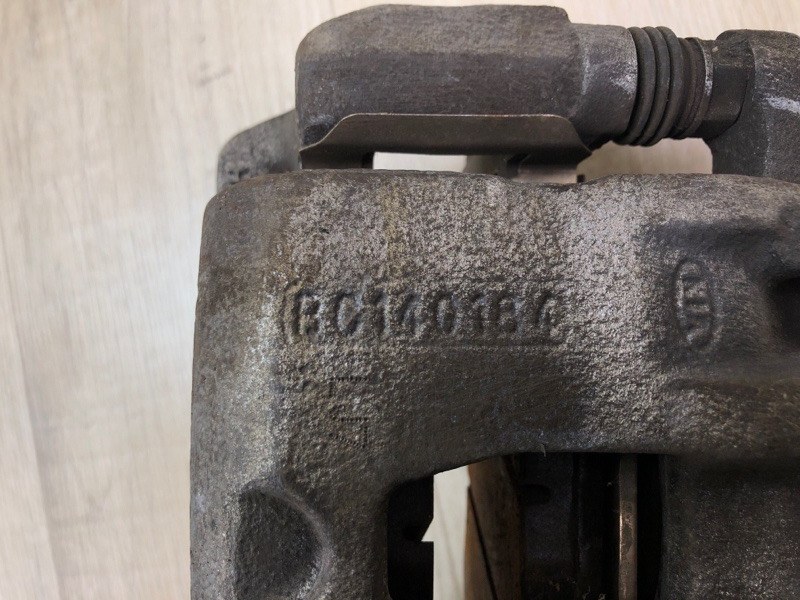 Суппорт тормозной передний левый ACCENT RB 10- 2014 1.6 G4FD