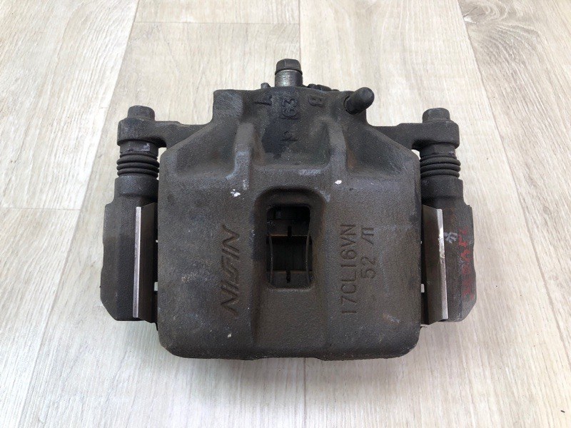 Суппорт тормозной передний левый HONDA ACCORD CU8 / TSX 08-14 2010 2.4 K24Z3 45019-SEA-J02 Б/У