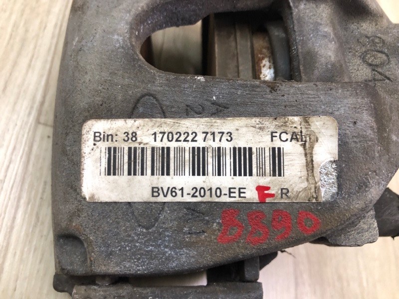 Суппорт тормозной передний правый FOCUS 10-18 2017 2.0 C20HDEX