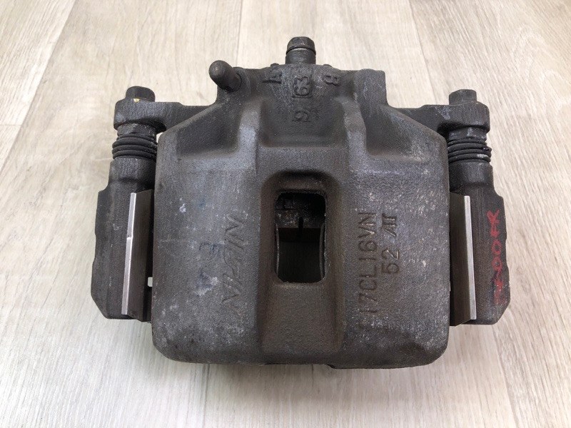 Суппорт тормозной передний правый HONDA ACCORD CU8 / TSX 08-14 2010 2.4 K24Z3 45018-SEA-J02 Б/У