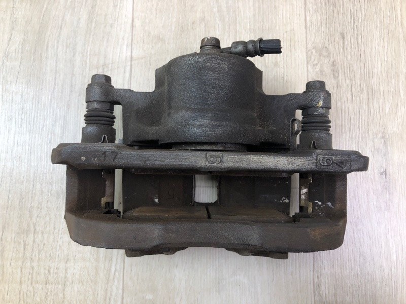 Суппорт тормозной передний правый HONDA ACCORD CU8 / TSX 08-14 2.4 K24Z3