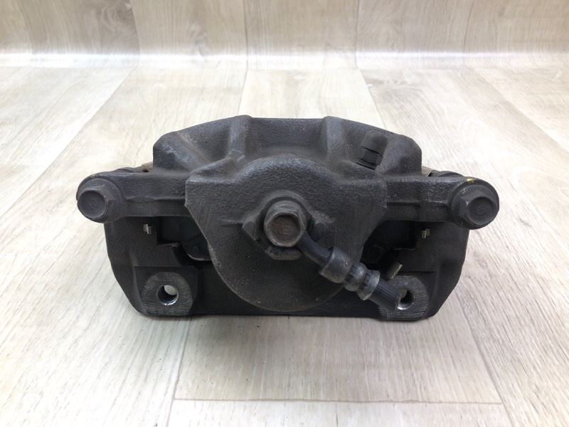 Суппорт тормозной передний правый ACCORD CU8 / TSX 08-14 2010 2.4 K24Z3