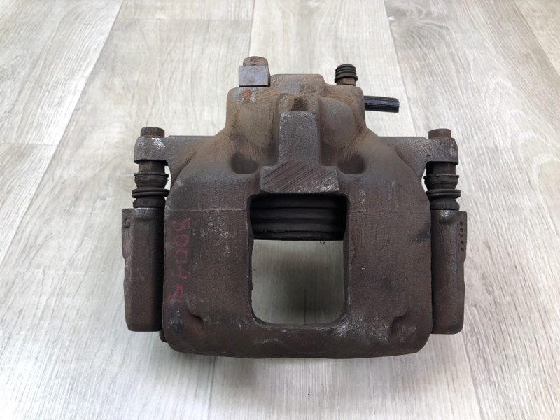 Суппорт тормозной передний левый DODGE JOURNEY 08-20 2012 2.4 ED3 68003697AA Б/У