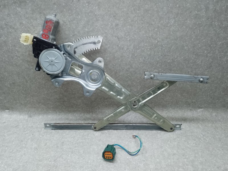 Стеклоподъемник задний правый NISSAN MURANO Z51 07-14 2008 3.5 VQ35DE 82720-EG000 Б/У