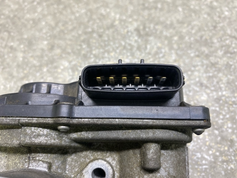 Дроссельная заслонка SUBARU LEGACY 09-15 BM 2.5 EJ25 Дроссельная заслонка SUBARU LEGACY 09-15 BM 2.5 EJ25