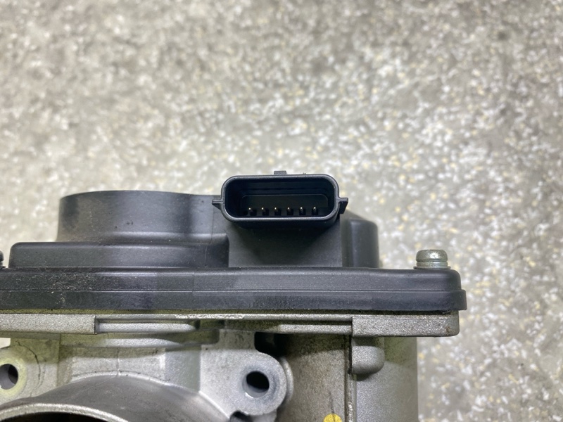 Дроссельная заслонка SUBARU FORESTER SH 07-12 2.0 EJ204