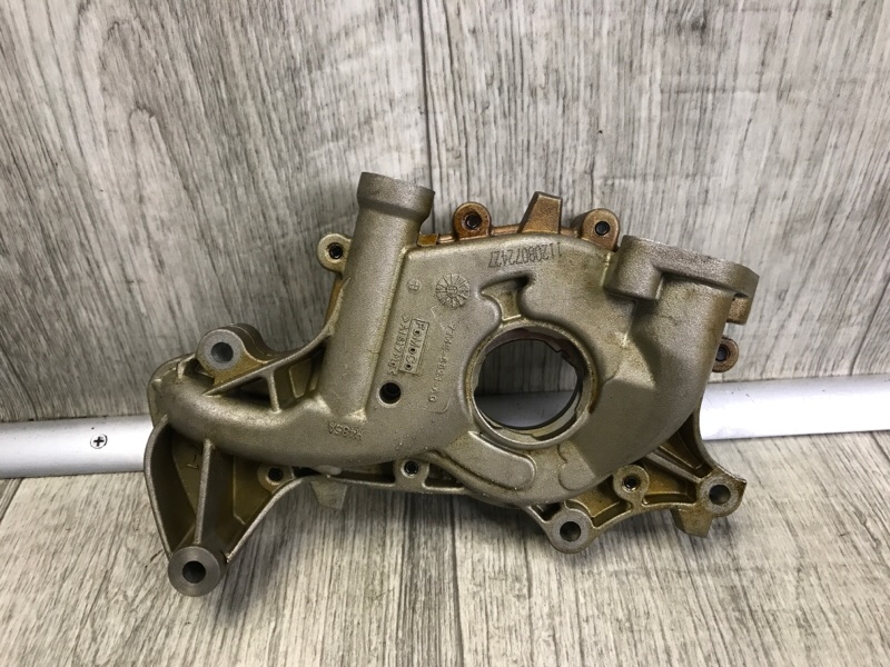 Запчасть масляный насос MAZDA CX-9 06-16 Внедорожник 3.7 CA CY01-14-100 Б/У Масляный насос MAZDA CX-9 06-16 Внедорожник 3.7 CA CY01-14-100 Б/У