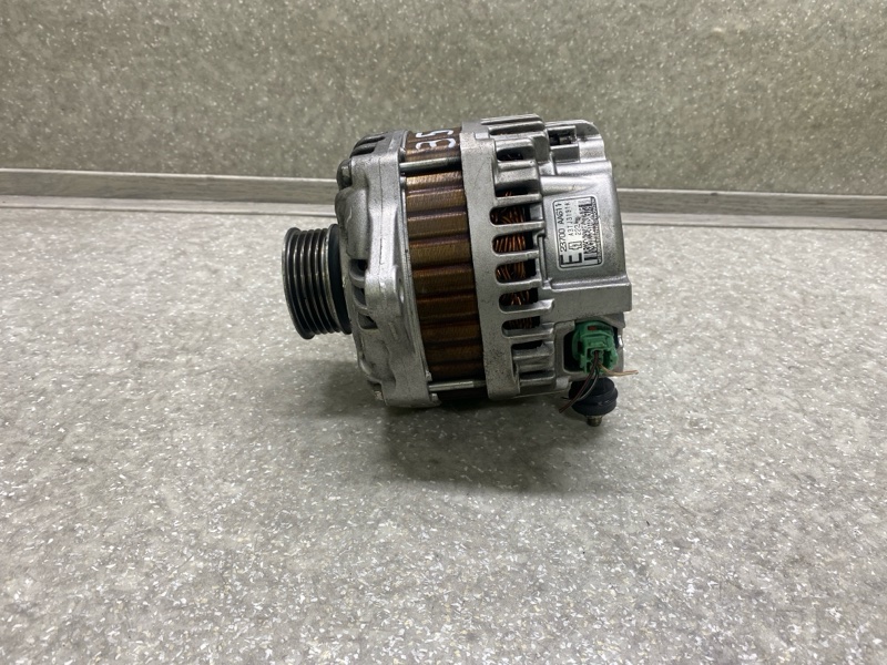 Генератор SUBARU FORESTER SH 07-12 2.0 EJ204 23700AA611 Б/У