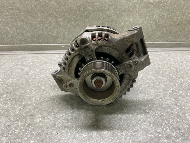 Генератор HONDA ACCORD CL7 / TSX 03-08 2.4 K24A3 Генератор HONDA ACCORD CL7 / TSX 03-08 2.4 K24A3