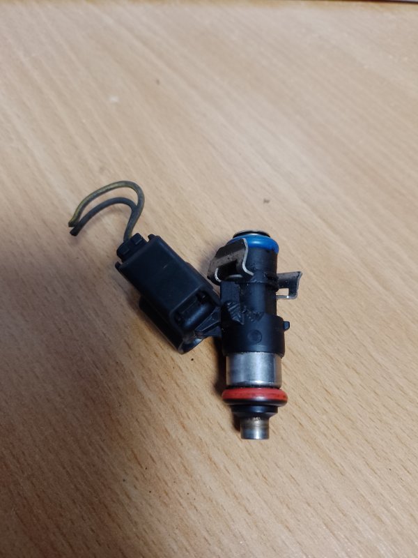 Форсунка топливная MAZDA CX-9 06-16 2010 Внедорожник 3.7 CY01-13-250 Б/У